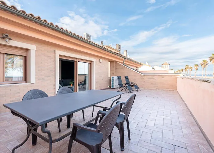 Unique Patacona Villa *