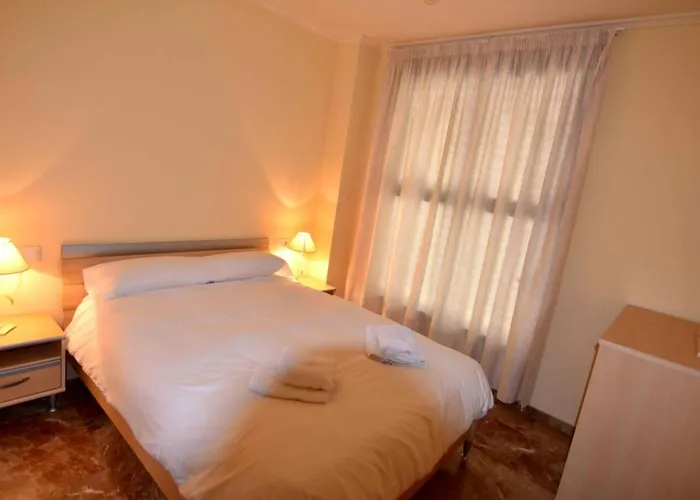 아파트 Muy Bien Situado Ciencias N *