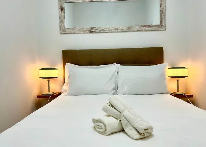 Comfort Near Metro, 2 Bed, 1 Bath Apartamento Valencia