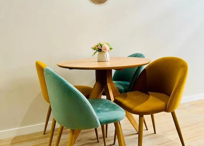 Apartment Stylish Near Center *