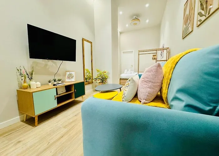 Apartment Stylish Near Center Valencia