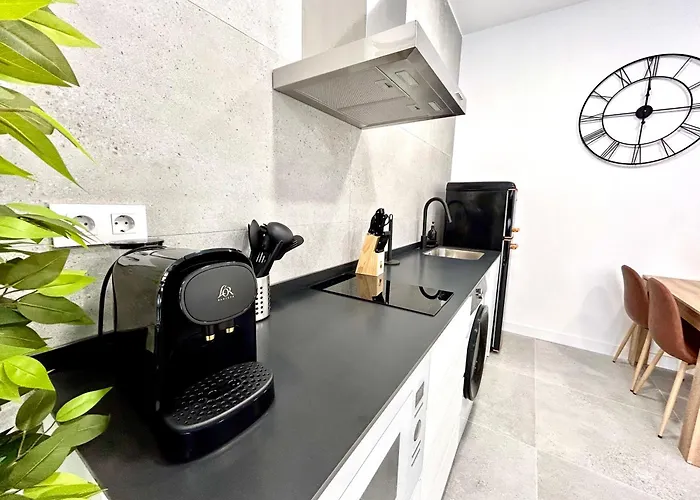 Apartment Urban Escape Comfort Meets Luxury, 4 Ppl *