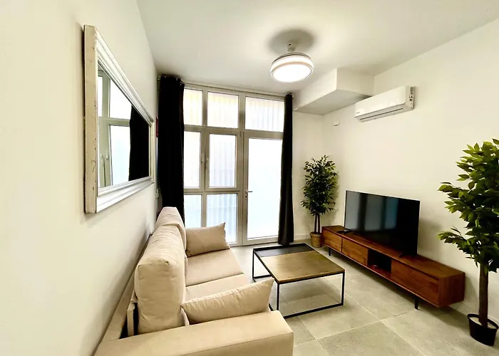 Apartment Urban Escape Comfort Meets Luxury, 4 Ppl