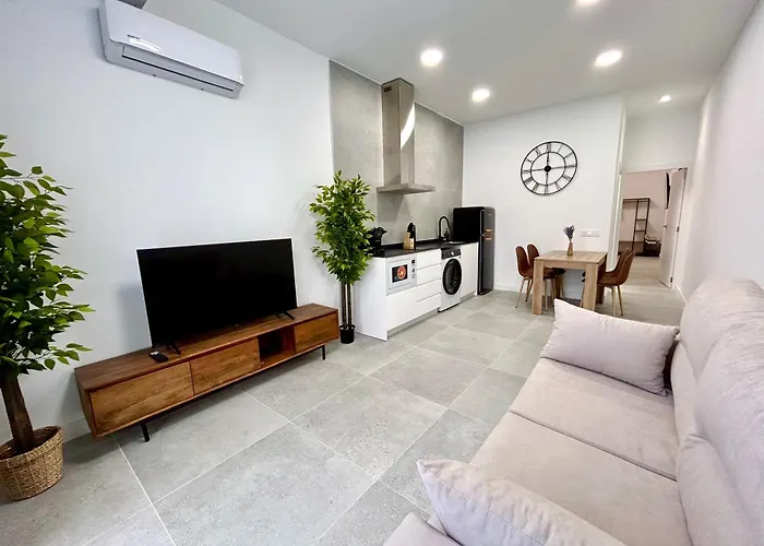 Urban Escape Comfort Meets Luxury, 4 Ppl * Valencia