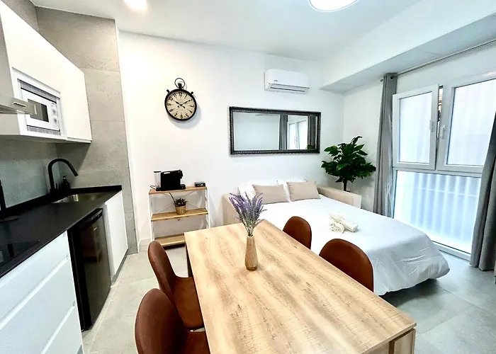 Strategic Stay-unlock Valencia's Best-kept Secret Διαμέρισμα *