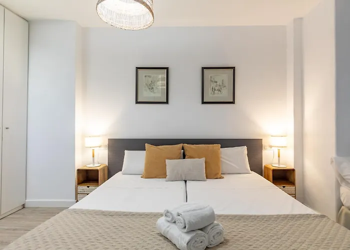 Travel Habitat Ayuntamiento شقة *