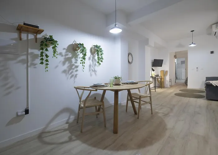 Ln4 - Loft Espacioso Y Acogedor Estudio Cerca Del Metro Zona Ayora Apartmán