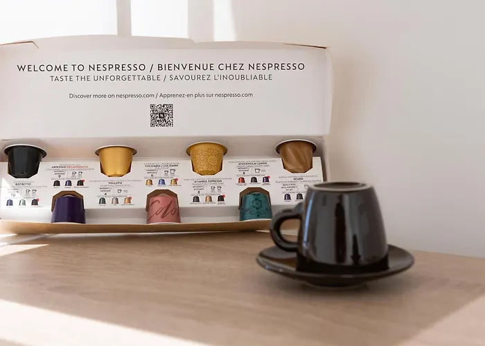 Pm - Loft Espaciosos Estudios Con Terraza Cerca A Artes Y Ciencias Διαμέρισμα