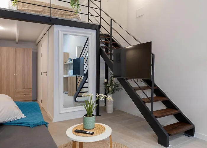 Rm1 - Loft Cómodos Estudios Cerca A La Avenida Del Puerto Apartamento