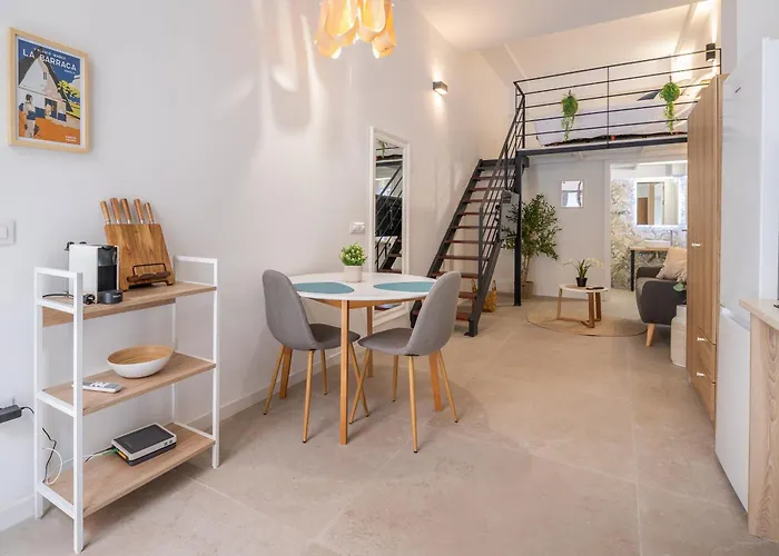 Rm1 - Loft Cómodos Estudios Cerca A La Avenida Del Puerto Apartamento