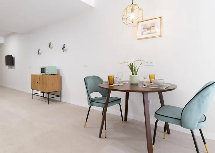 Ag7 Loft Espaciosos Estudios Con Terraza Cercanos Al Metro Zona Ayora شقة *