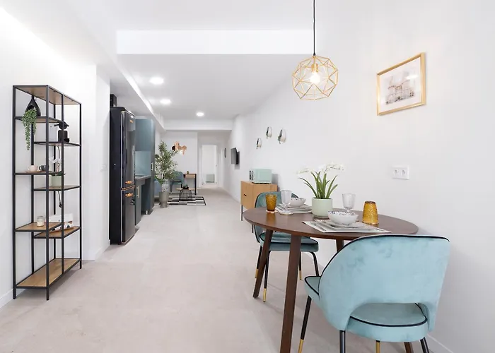 Ag7 Loft Espaciosos Estudios Con Terraza Cercanos Al Metro Zona Ayora شقة *