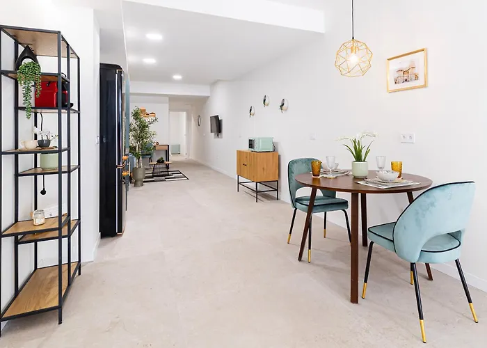 Ag7 Loft Espaciosos Estudios Con Terraza Cercanos Al Metro Zona Ayora Apartment *