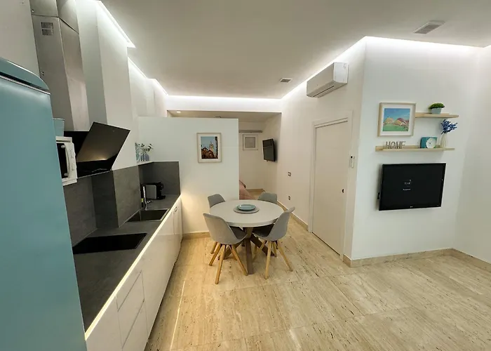 Centrico Cerca De Torres De Serrano Y Viveros Apartmán *