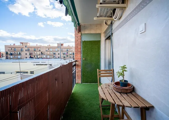Piso Luminoso Y Conectado, A 5 Min De La Ciudad De Artes Lejlighed Valencia