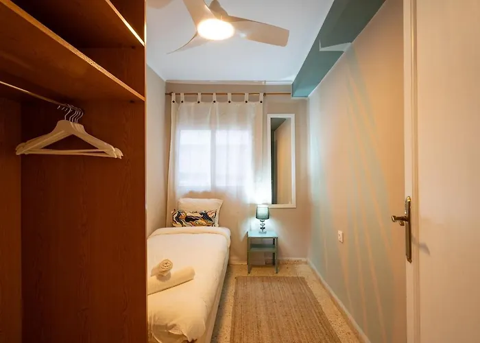 Piso Luminoso Y Conectado, A 5 Min De La Ciudad De Artes Διαμέρισμα