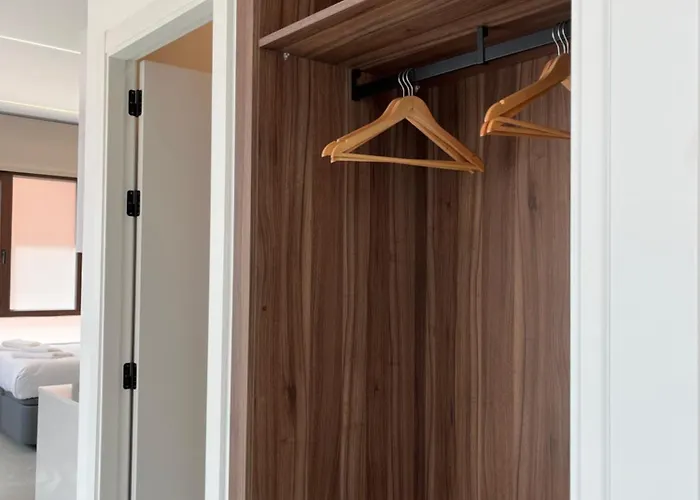 Vent De Vela Aparthotel