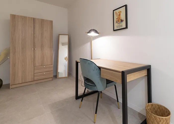 Ag7 Loft Espaciosos Estudios Con Terraza Cercanos Al Metro Zona Ayora Apartment Valencia