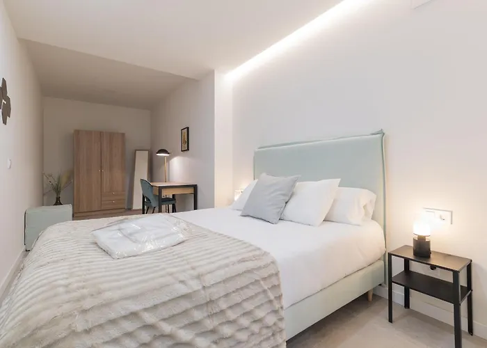 Ag7 Loft Espaciosos Estudios Con Terraza Cercanos Al Metro Zona Ayora 아파트 발렌시아