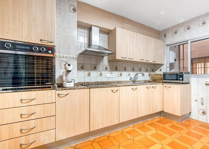 Centrally Located Temporary, Very Spacious Pataconabluerentals شقة