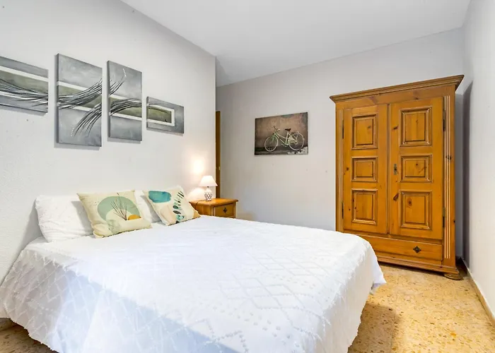 Centrally Located Temporary, Very Spacious Pataconabluerentals * فالنسيا