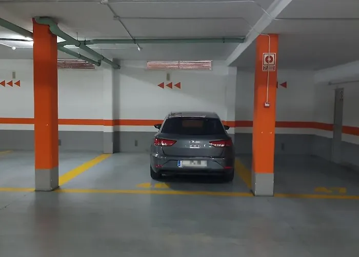 Direct View To The , Parking , Terraza Βαλένθια