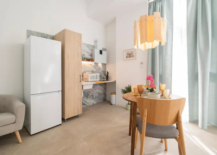 If - Loft Estudios Encantadores Y Bien Conectados En Zona Residencial Malilla Apartment