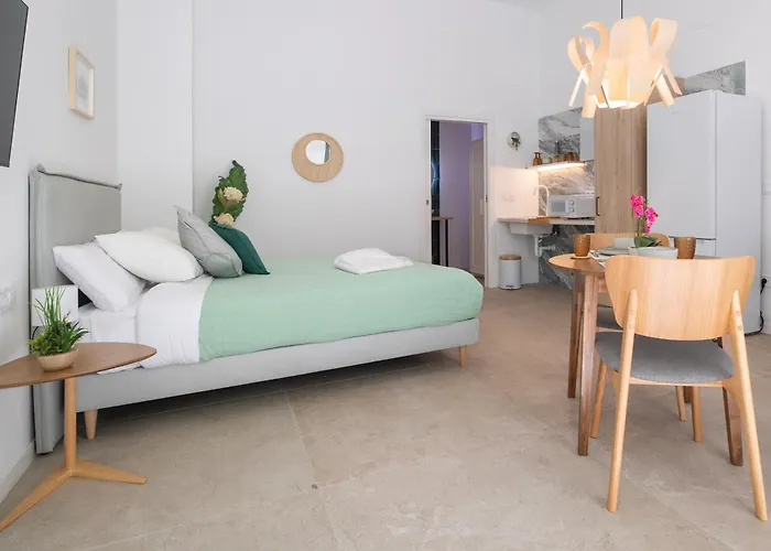 Apartment If - Loft Estudios Encantadores Y Bien Conectados En Zona Residencial Malilla *