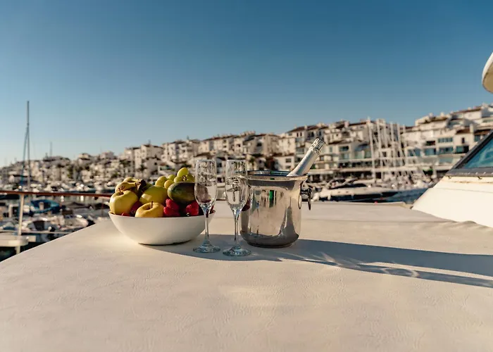 Yacht Our Alissa * Valence