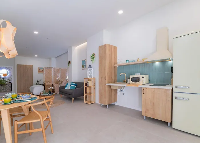 Rm29 Loft - Espacioso Estudio Con Terraza En Zona Ayora Βαλένθια