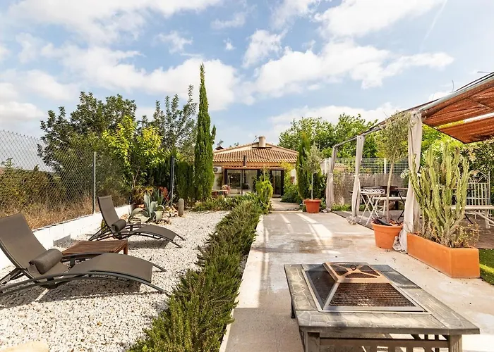 Les Moreres A Space For Tranquility * Valencia