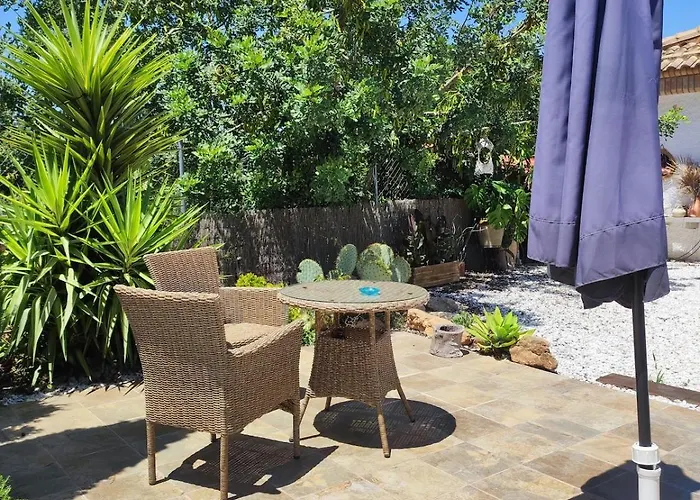 Vakantiehuis Les Moreres A Space For Tranquility *