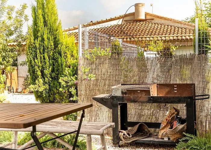 Les Moreres A Space For Tranquility Valence