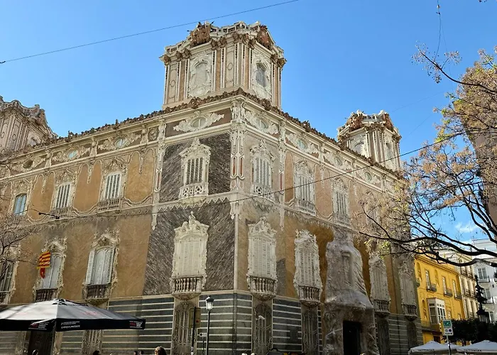 Gasthof Cosy Embajador 2*