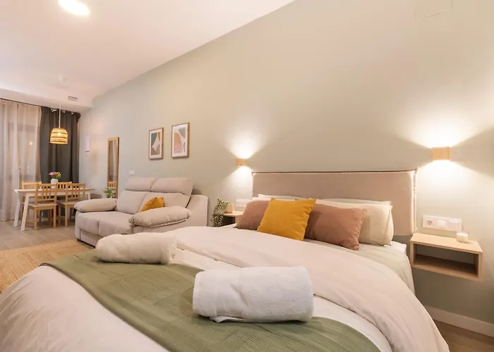 Paradise - Comodo Y Acogedor - Conectado Con Aeropuerto, Playa Y Centro Lejlighed