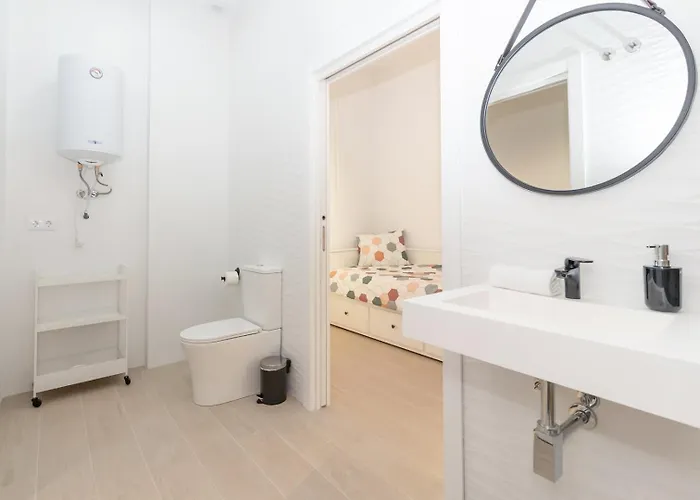 Guestready - Valencia's Vibrant Malvarrosa Lejlighed *