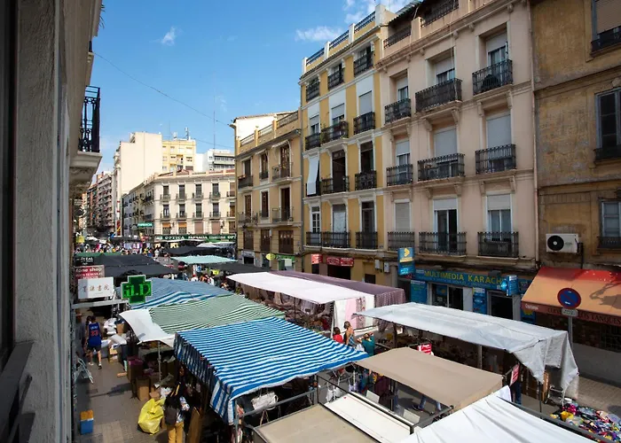 Singularstays Center شقة