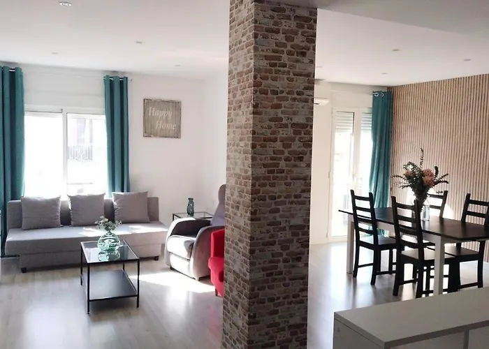 Familias Y Grupos Muy Grande En El Centro De