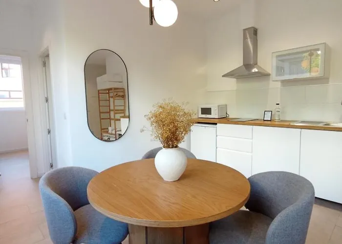 Blanq Marina Ξενοδοχείο με διαμερίσματα 4*