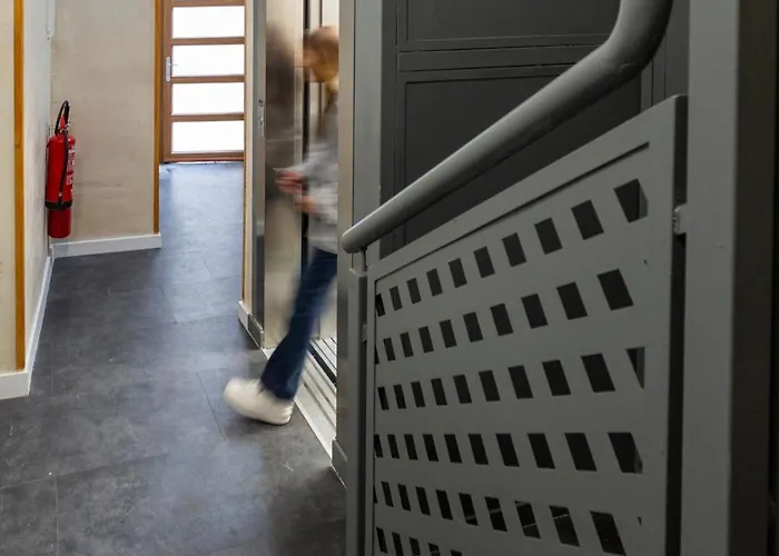 Tenerias Corp, 1 Piso