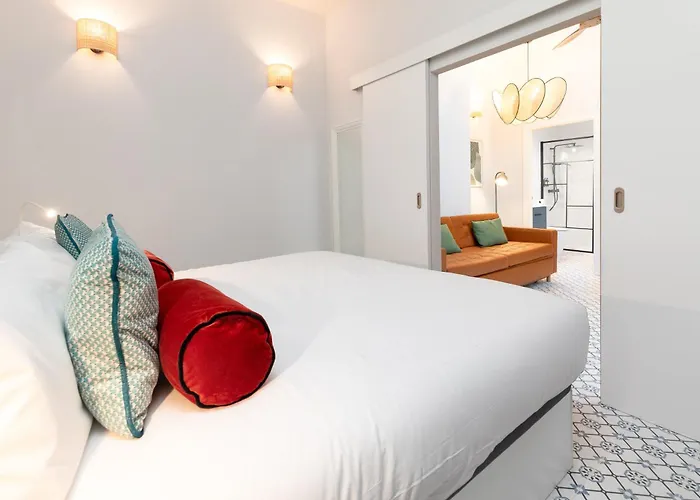 The Little Village Apartamento