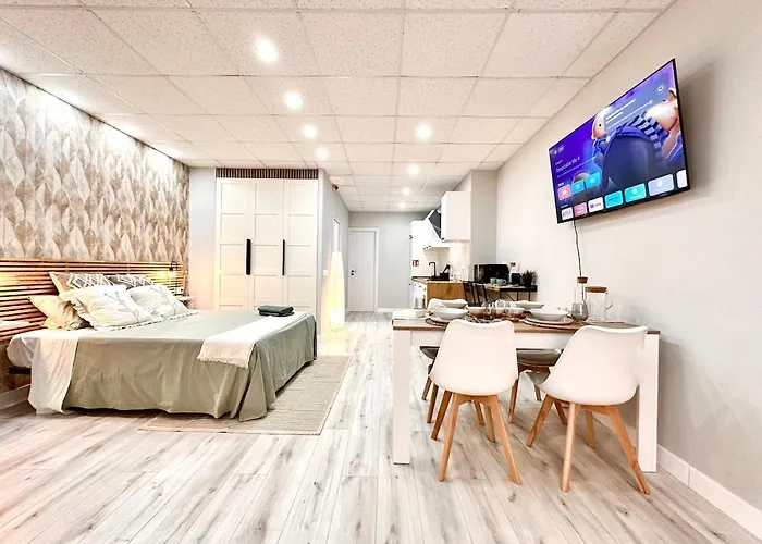 Estudio Benicalap شقة *