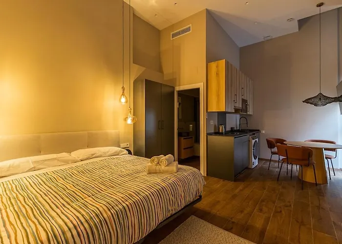 Premium By The Turia River 4