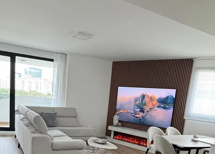 Luxury * Βαλένθια