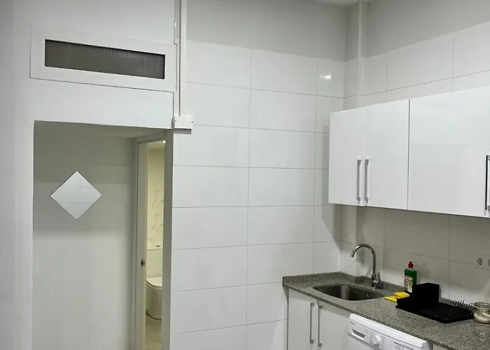 Luminoso Familiar Y Patio Privado Βαλένθια