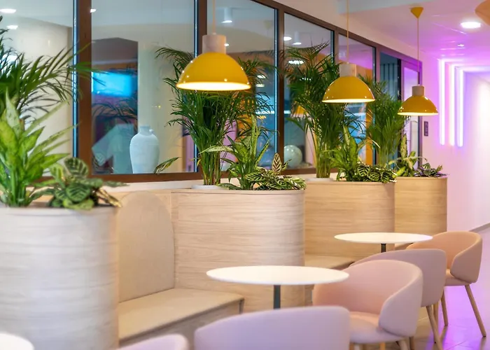 Nido Malvarrosa - Hotel