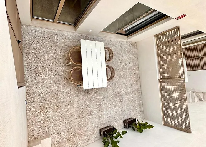 Filologo Sanelo Luxury