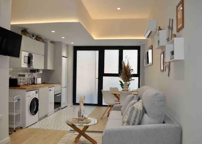 Beautiful Modern Loft 1km From The Sea In شقة فالنسيا