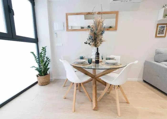 شقة Beautiful Modern Loft 1km From The Sea In فالنسيا