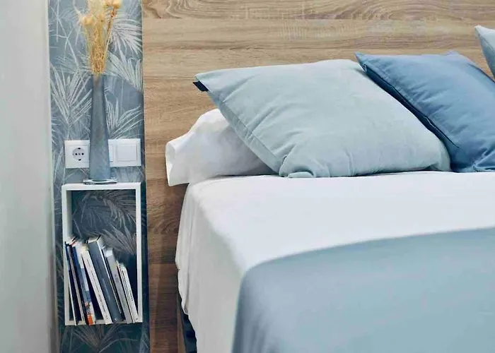 Beautiful Modern Loft 1km From The Sea In